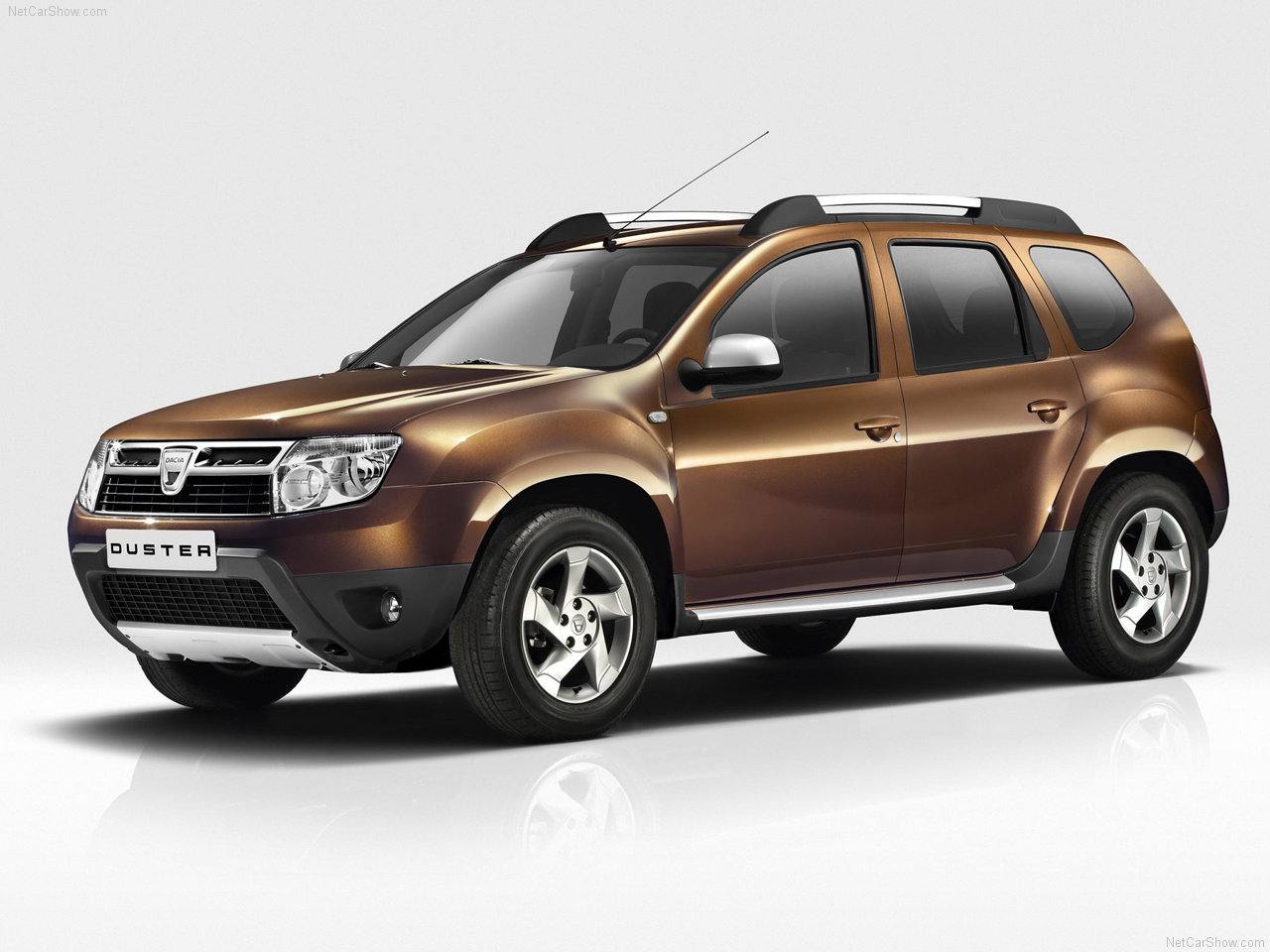 Dacia	DUSTER	Man  2022